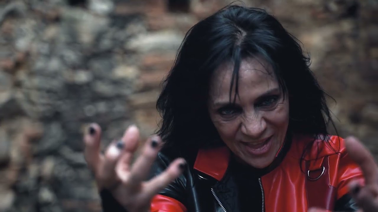 Leather - We Are The Chosen (oficjalny teledysk)