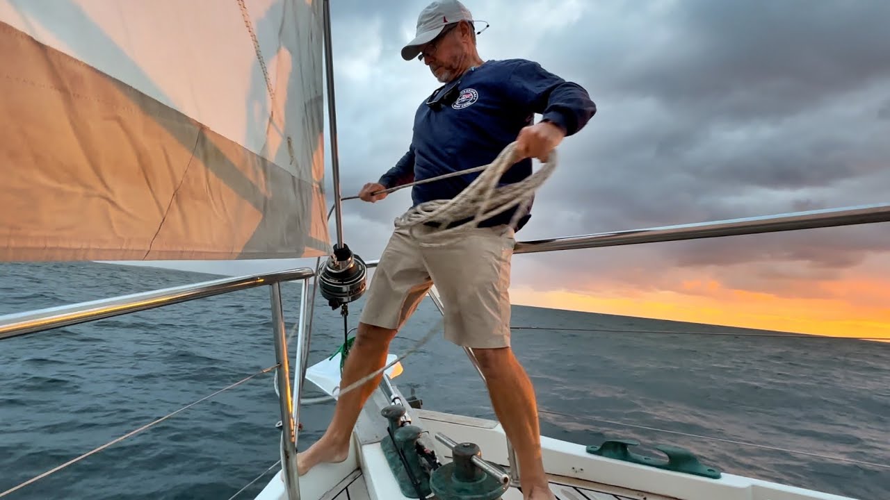 The return passage - Pittwater to Brisbane onboard the classic Moreton Bay cruiser Lorellen!
