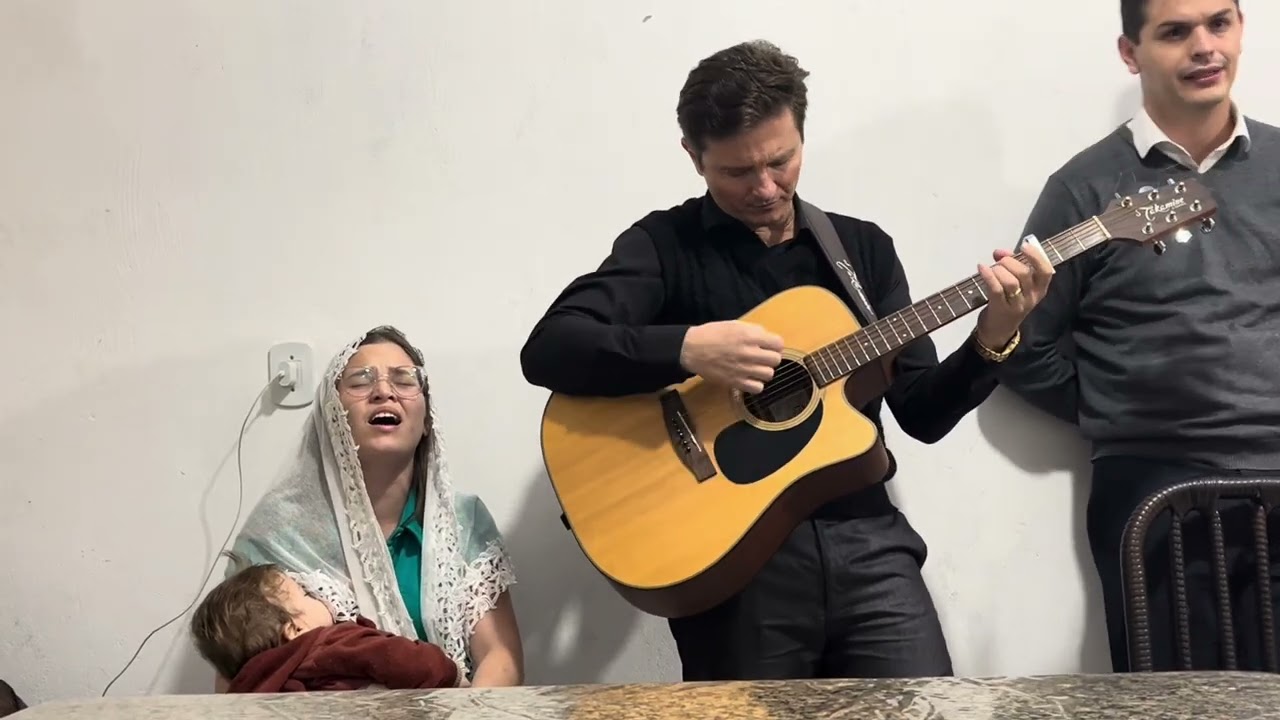 HINO AVULSO CCB - TEMPO DE GUERRA E TEMPO DE PAZ - BARBARA DIAS PINHEIRO E SERGINHO DE ITURAMA.