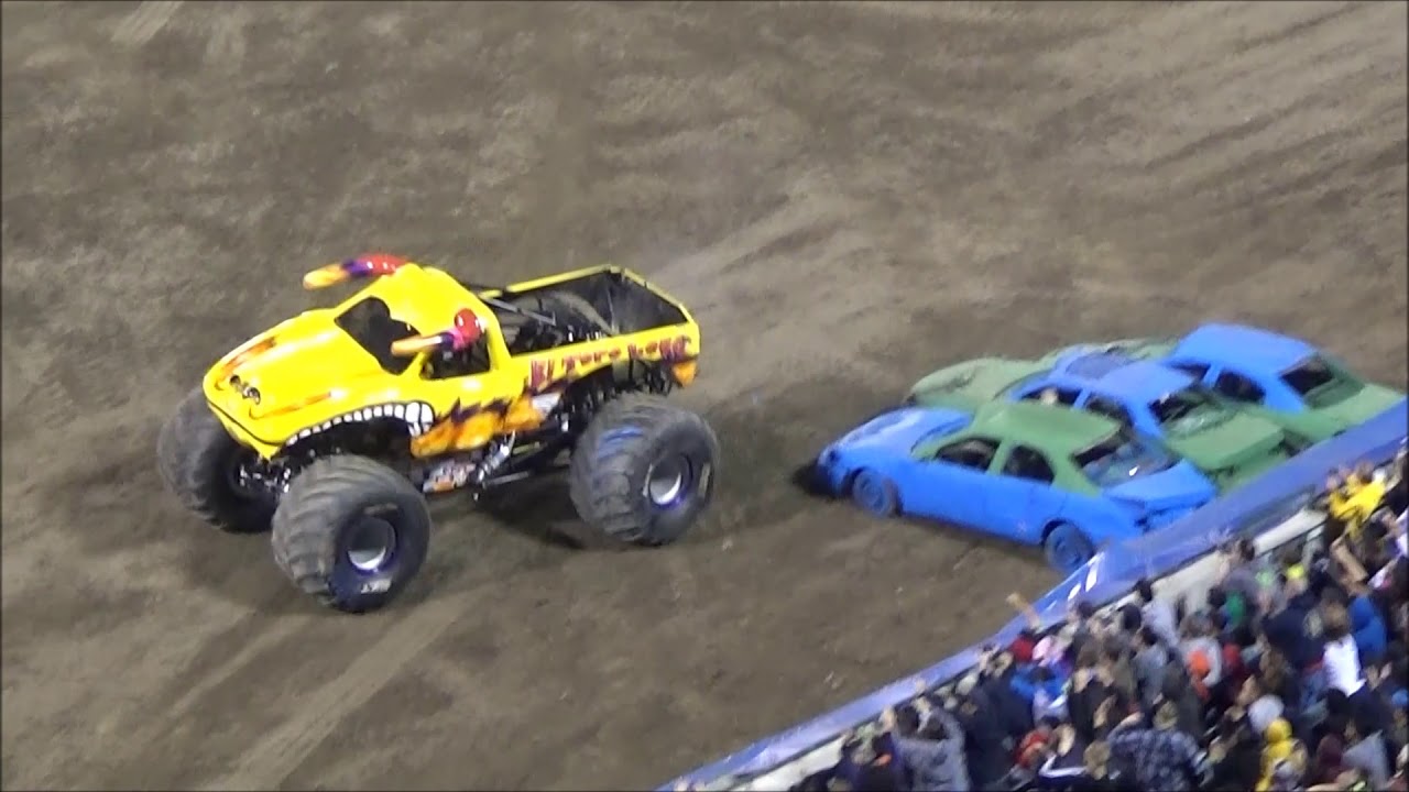Monster Jam (Anaheim 3) Freestyle 2016 FS1 SERIES TOUR