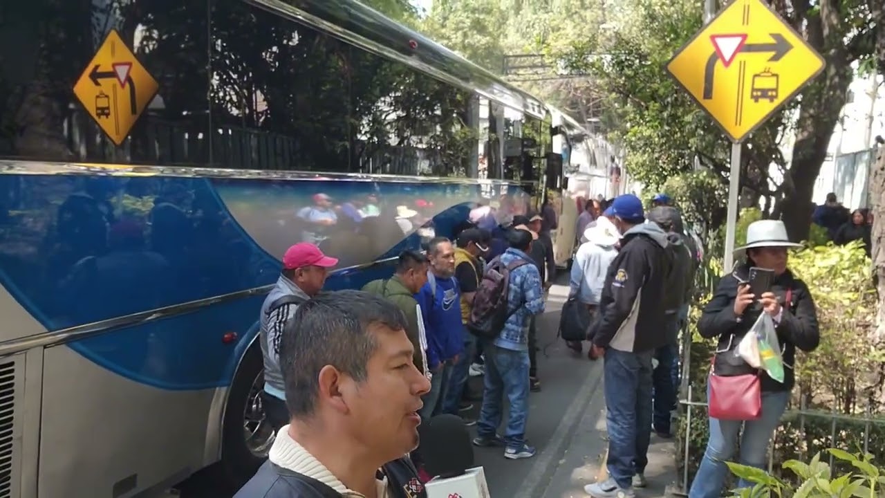 Trabajadores de Chapingo se manifiestan en SADER 