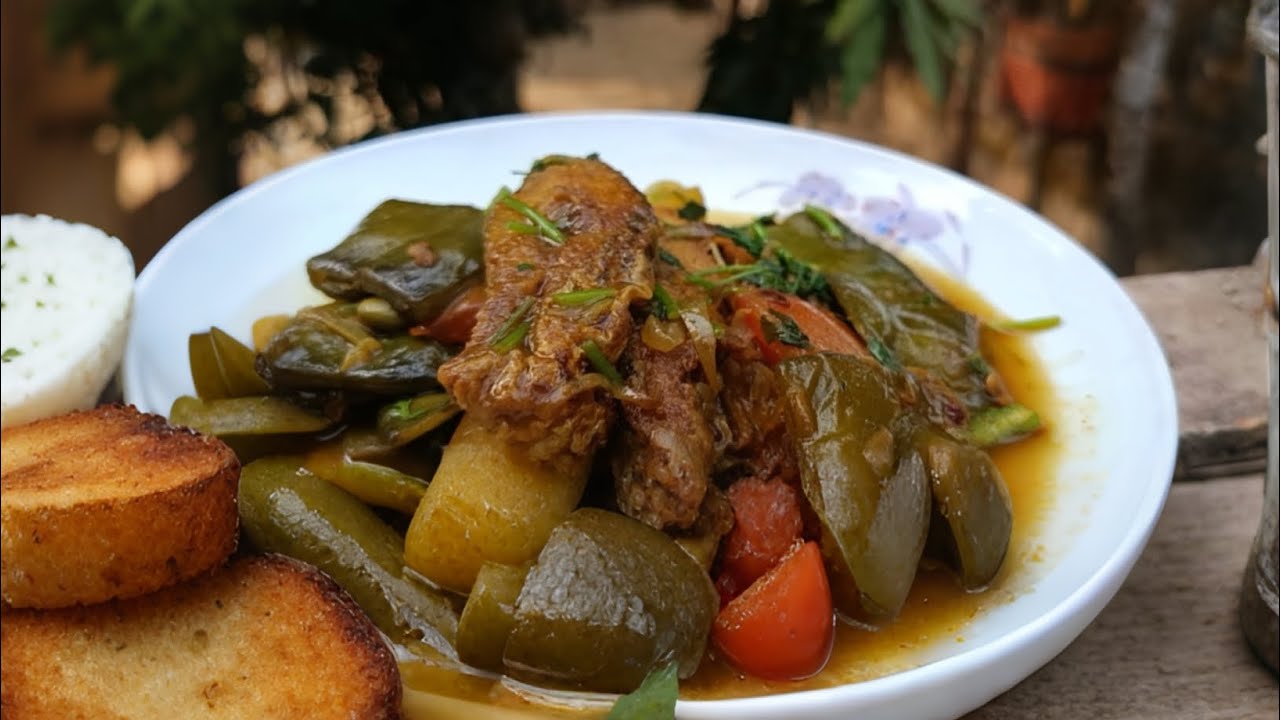 তেলাপিয়া মাছ নতুন আলু টমেটো দিয়ে তরকারি রান্না করলাম#cooking#শীতের সবজি#ইউটিউব