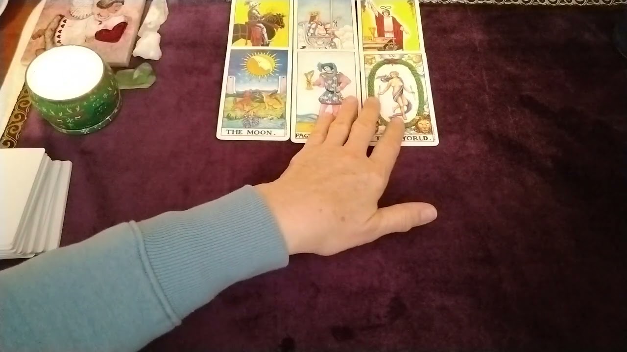 CZY ON CIĘ KOCHA? ✨ TAROT ODSŁANIA TO CO ON UKRYWA.