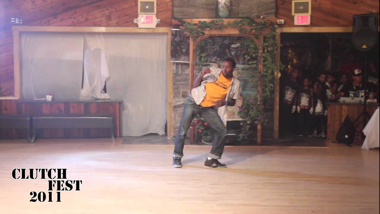 STORYBOARD P-FREESTYLE PERFROMANCE AT CLUTCHFEST 2011