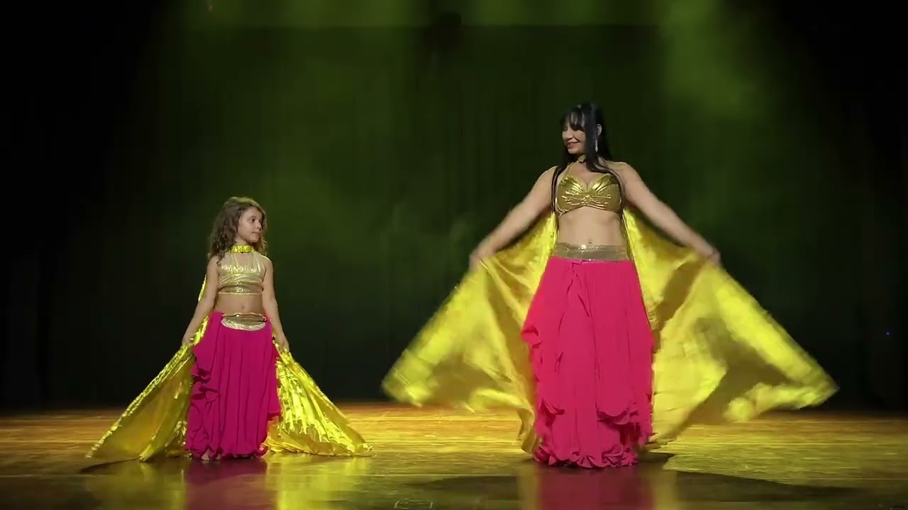 Dança do Ventre Magia do Oriente SP Festival Mulheres Extraordinárias Véu Wings 