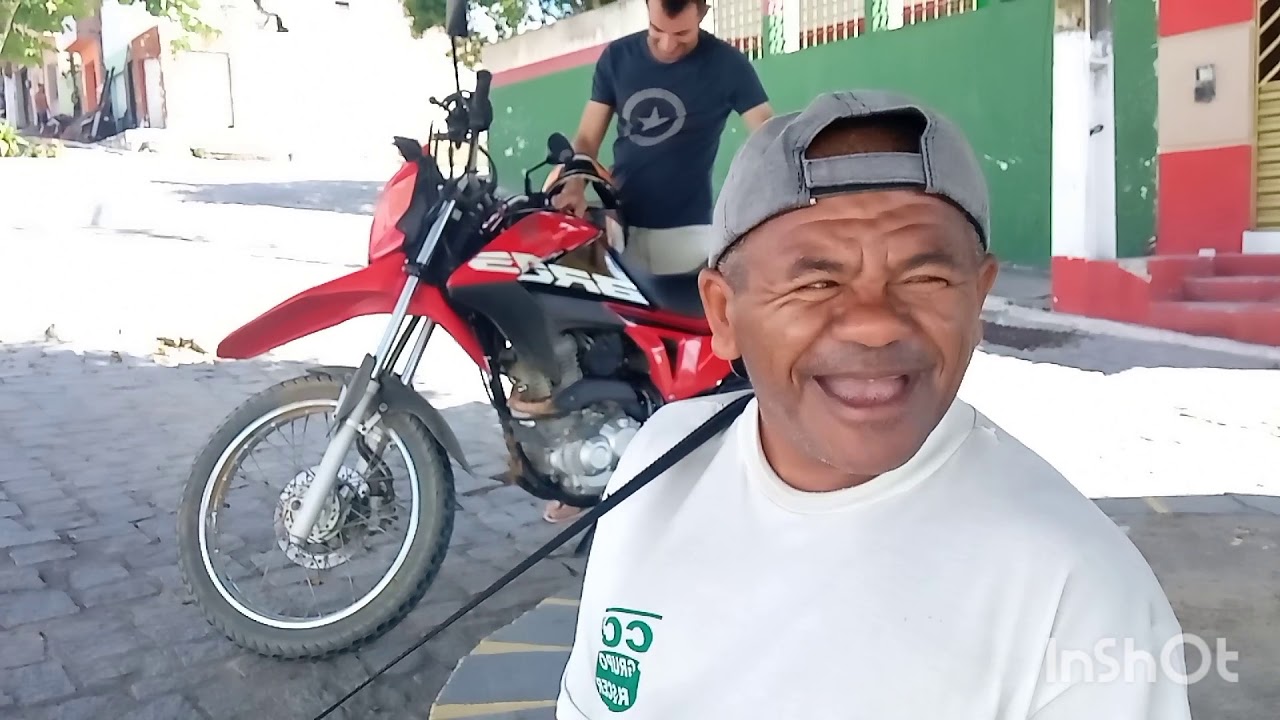 C&iacute;cero da zabumba tocando hino  Evang&eacute;lico.