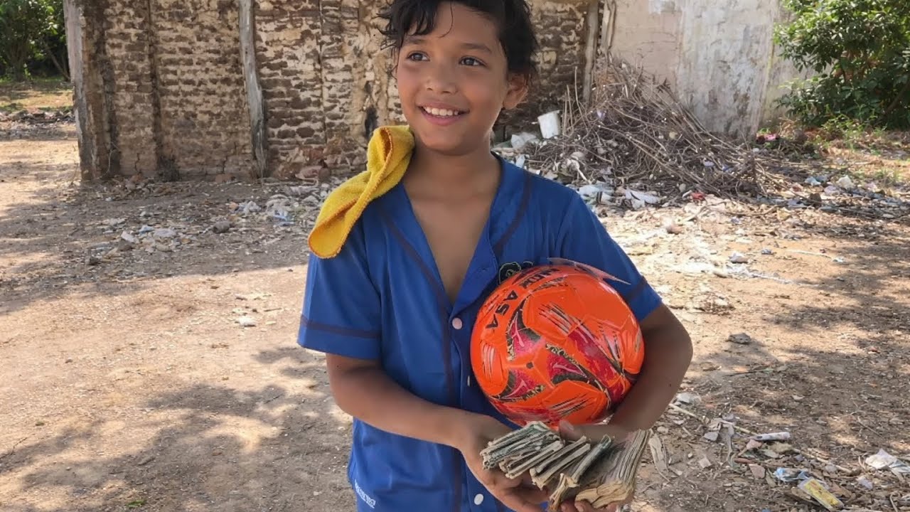 Millonario le regaló un terreno a este niño y le cambió la vida.