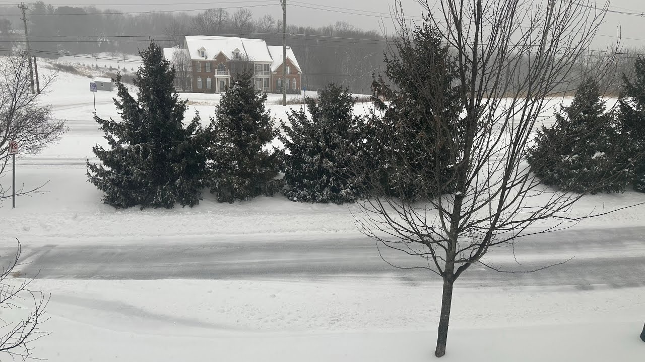 pranavrockz is live!snow strom live updates and snow cleaning 