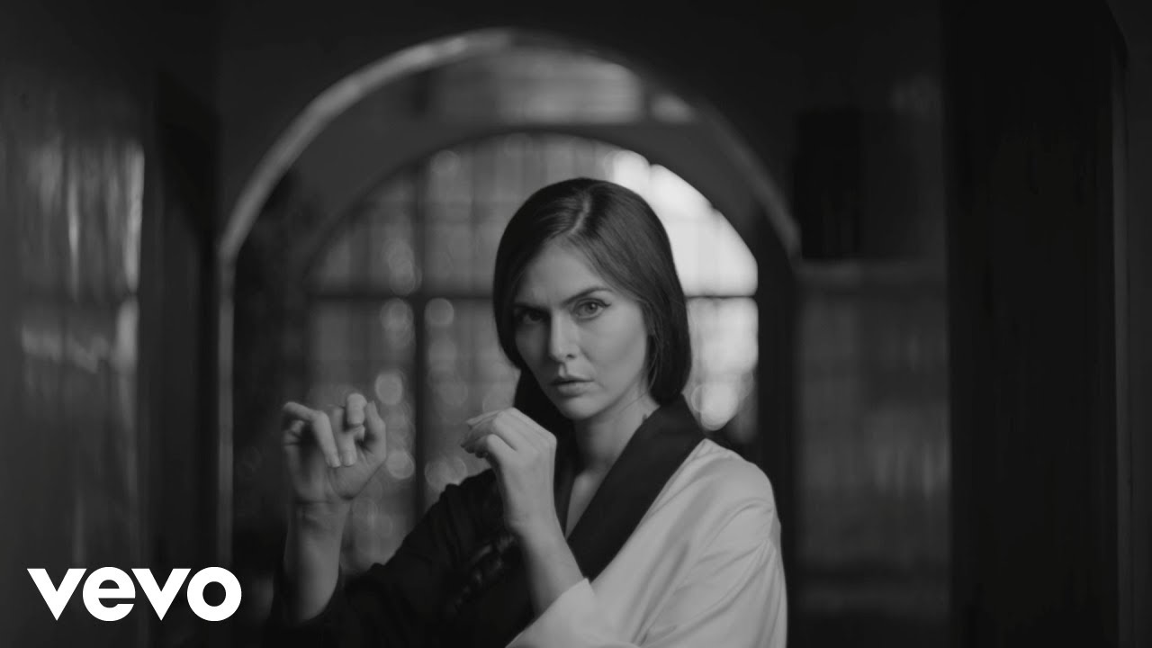 Vera Sola - The Line (Official Video)