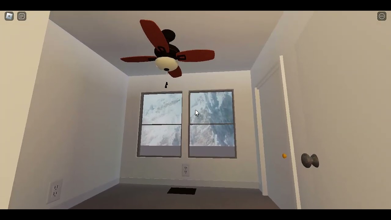 Ceiling fans in an old House - ROBLOX City