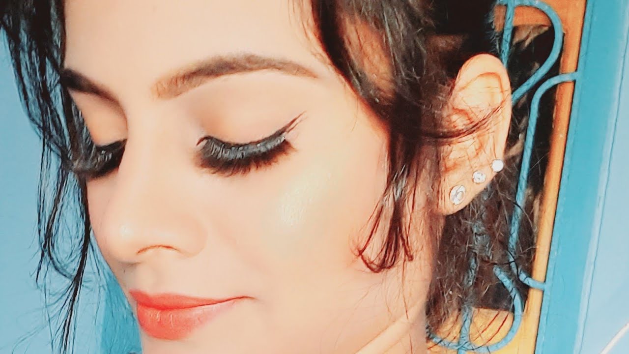 How To Apply Fake Lashes Step By Step //OfficialRS