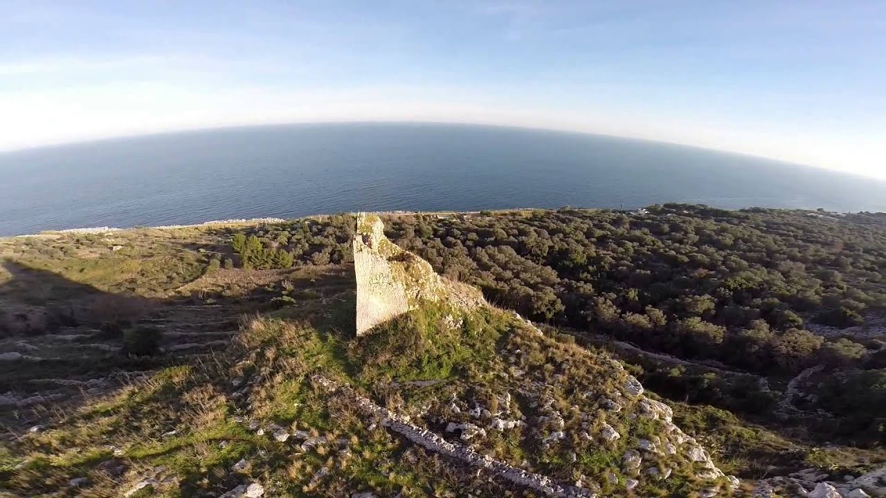 Isola Tricase e Torre u Sassu (Salento) Drone