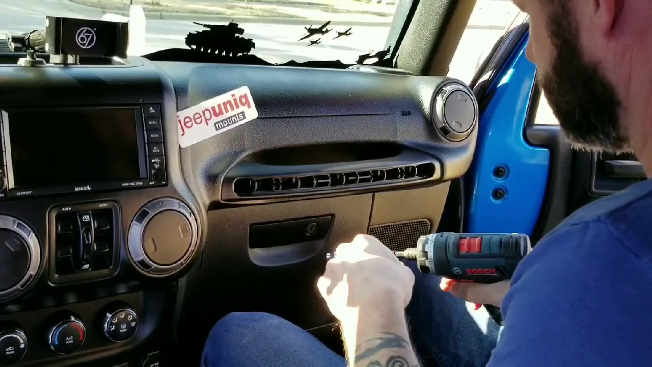 Installation of "JeepUNIQ" CB Holder for the Midland 75-822 CB