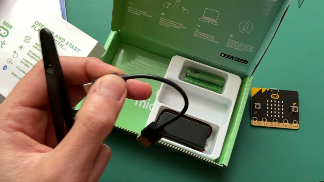 Introducing the BBC micro:bit - Unboxing of BBC micro:bit go in 2021