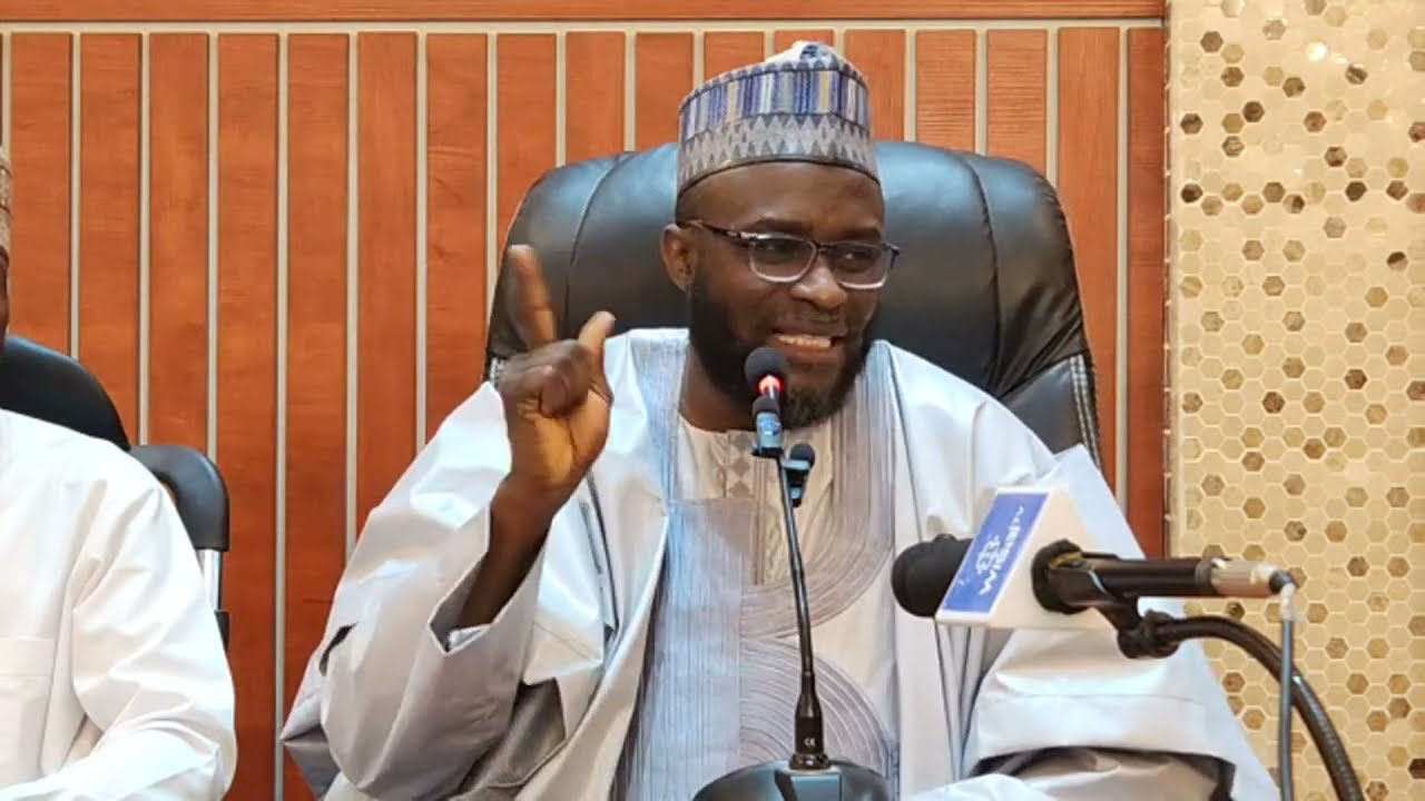Tafsirin Al Qur'ani Daga Masjidul Ikhlas Mai Gabatarwa:- Sheikh Professor Mansur Isa Yelwa