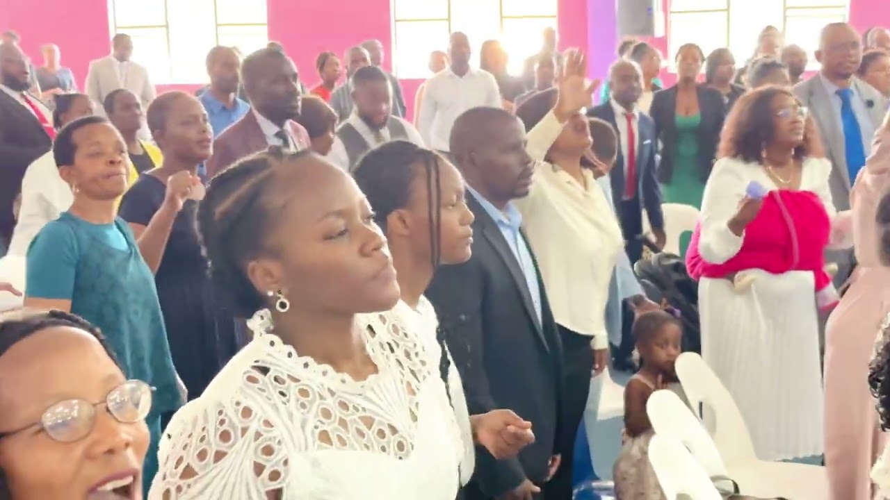 Ngaphandle kwakho (cover) (I do not own the copyrights to this song)