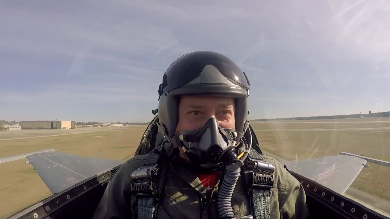 Взлет с неограниченным набором высоты на истребителе F-16