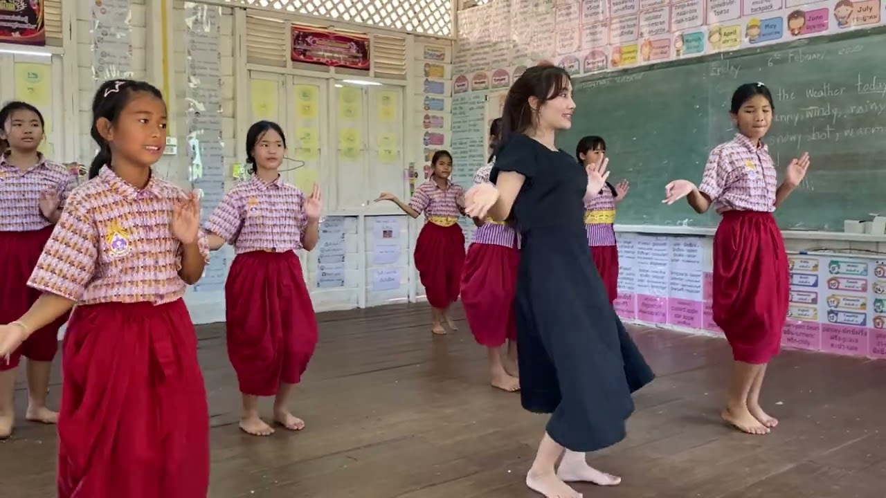 สาวกันตรึม - ท่าเต้น #ฮิตในtiktok 
