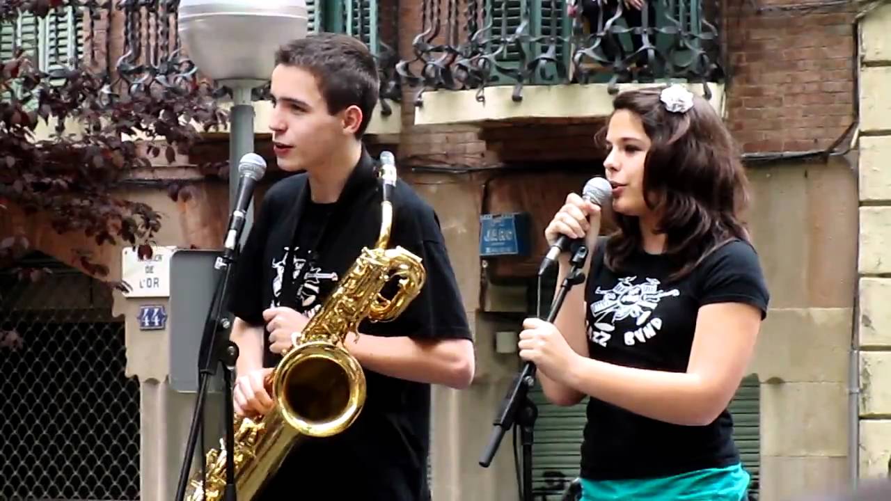 L. O. V. E. - Sant Andreu Jazz Band (Live at the Barswingona Festival 2011)