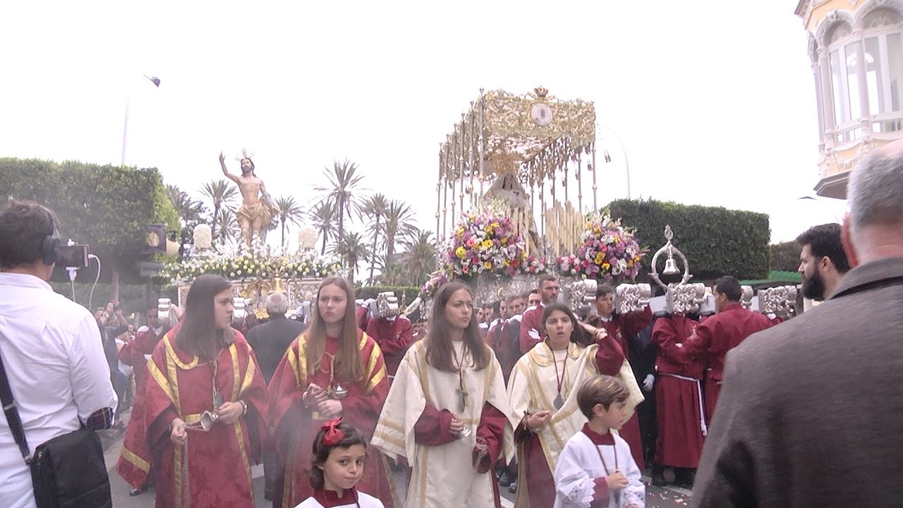 El Encuentro del Cristo con la Virgen del Rocío, un emotivo final para la Semana Santa