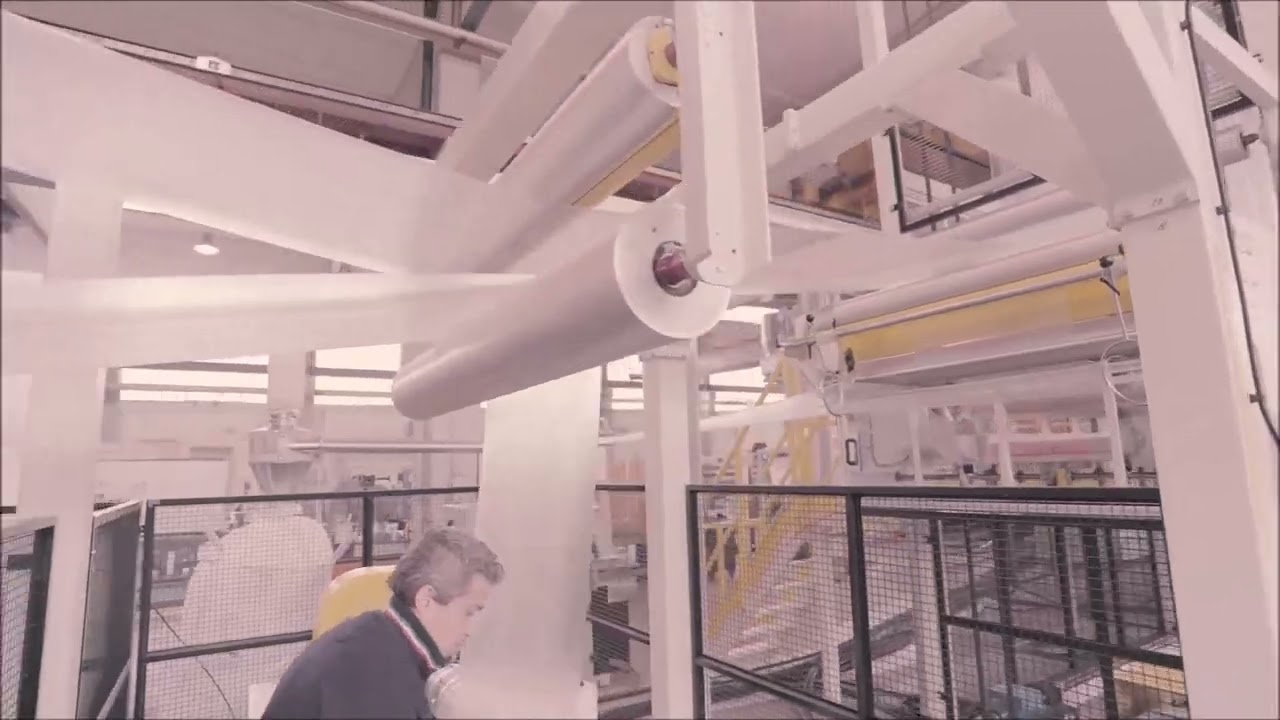Extrusion line to produce mono layer low thickness PP foil with Air Blade System