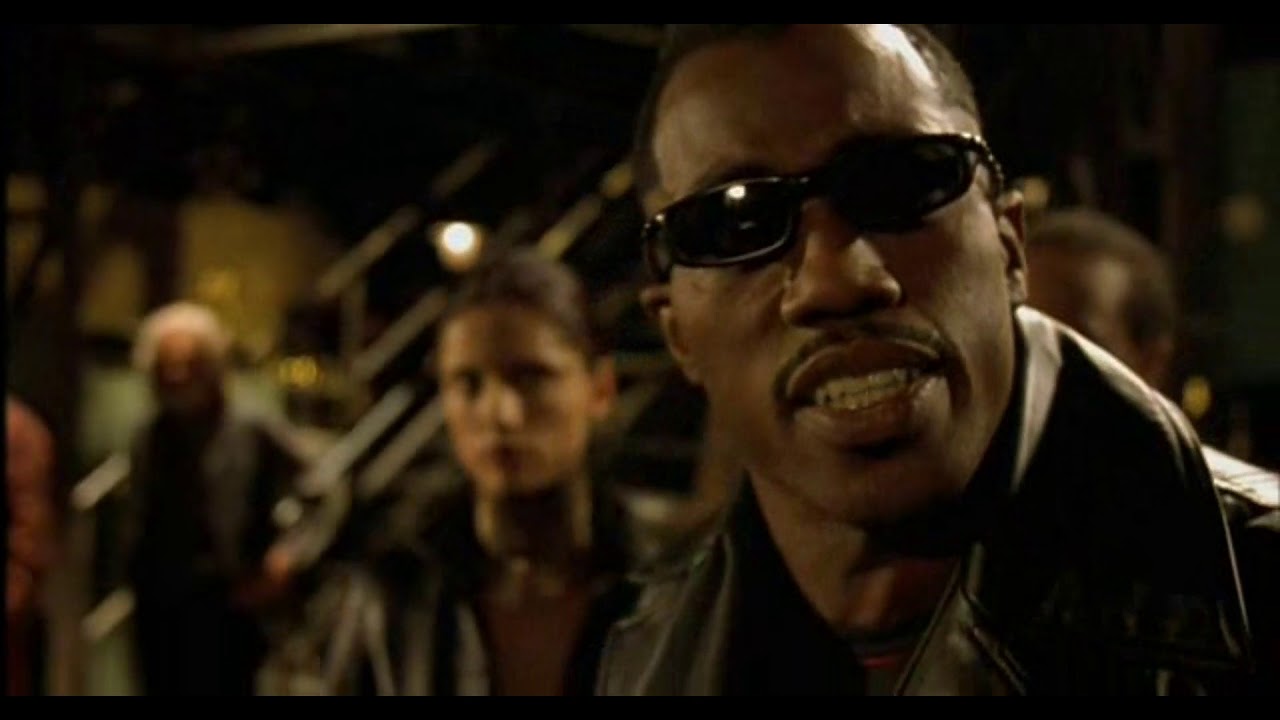 Blade 2 Mejores momentos Wesley Snipes escena homenaje a le seguían llamando Trinidad