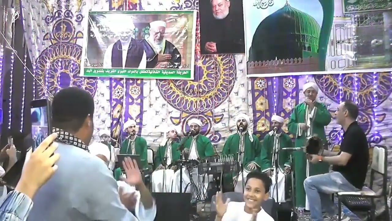  إحتفال الطريقة الصديقية الشاذلية بالمولد النبوي الشريف بسوهاج بشندويل #المنشد_ابوآسر_الشيخ 