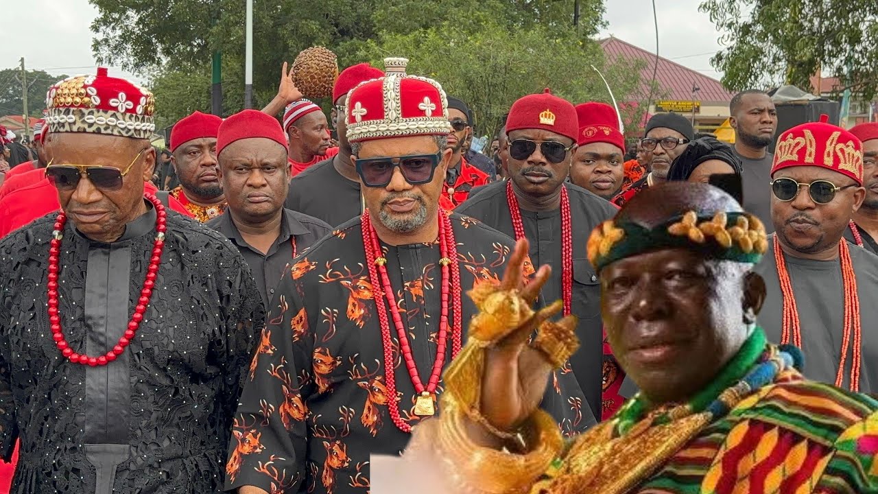 Watch Otumfour welcomed Igbo King into his Palace at Asantehemaa doteyie 👏