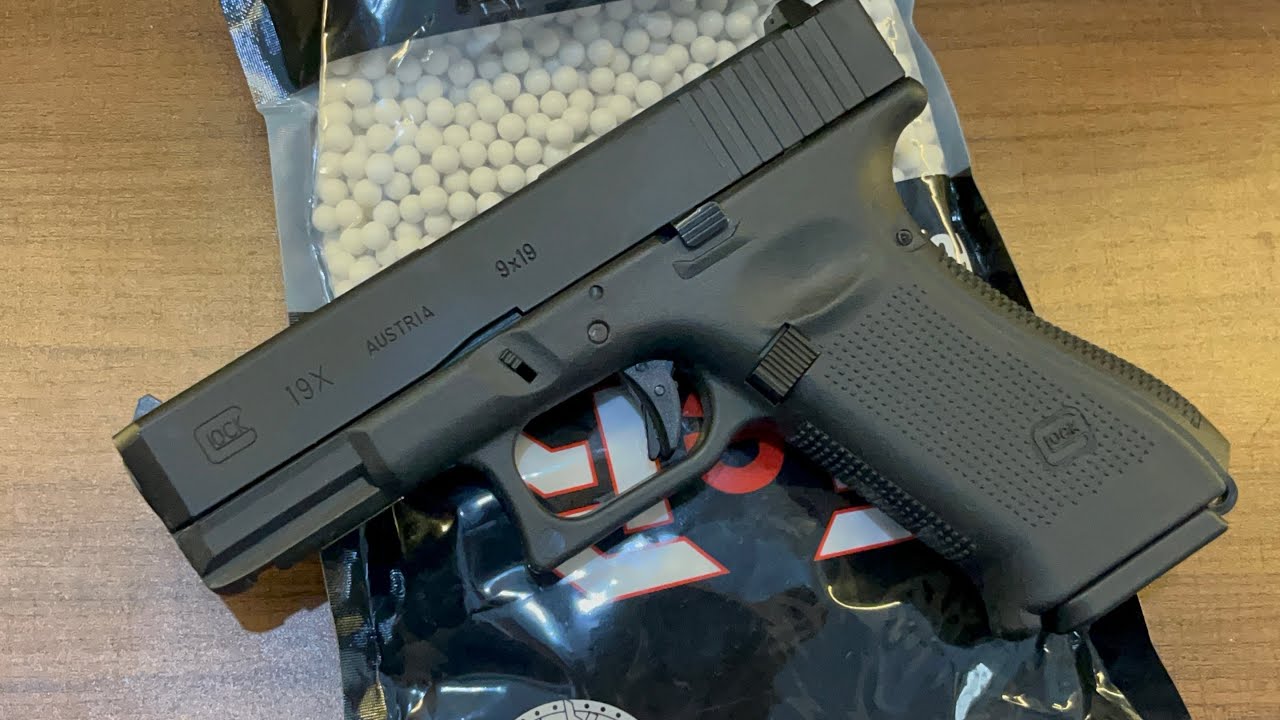 E&C Airsoft Glock 19X Black unboxing and testing
