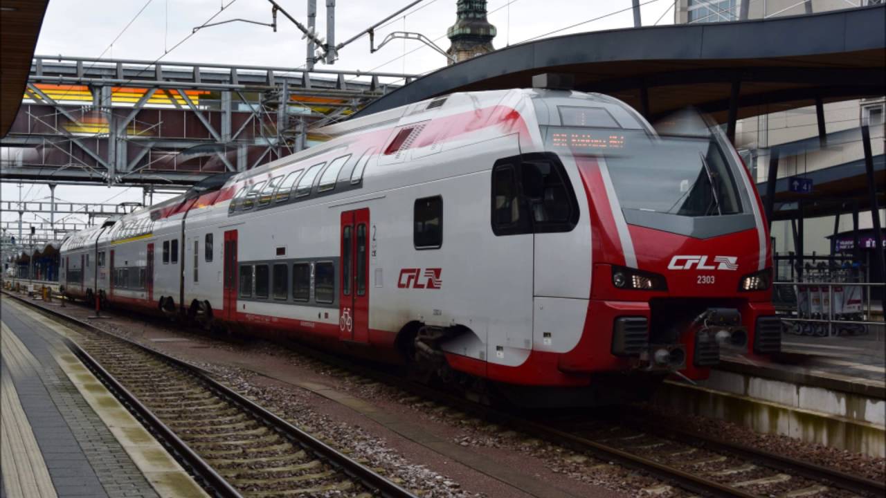 Les trains à dans la gare Luxembourg ~ Züge in Luxemburg