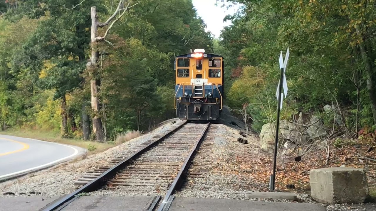 Grafton & Upton Railroad - chase from Hopedale to Upton