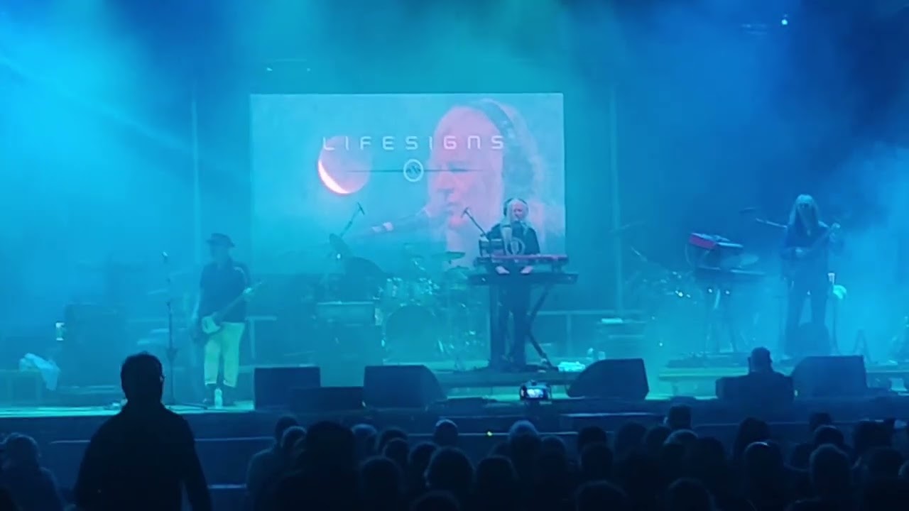 Lifesigns   impossible   07-09-2025  live in Revislate 