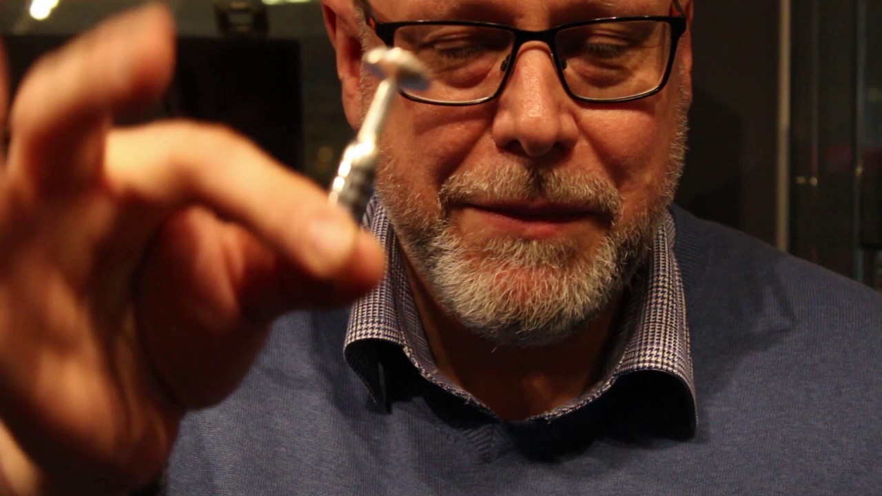 P.E.T.E - Personal Embouchure Training Device