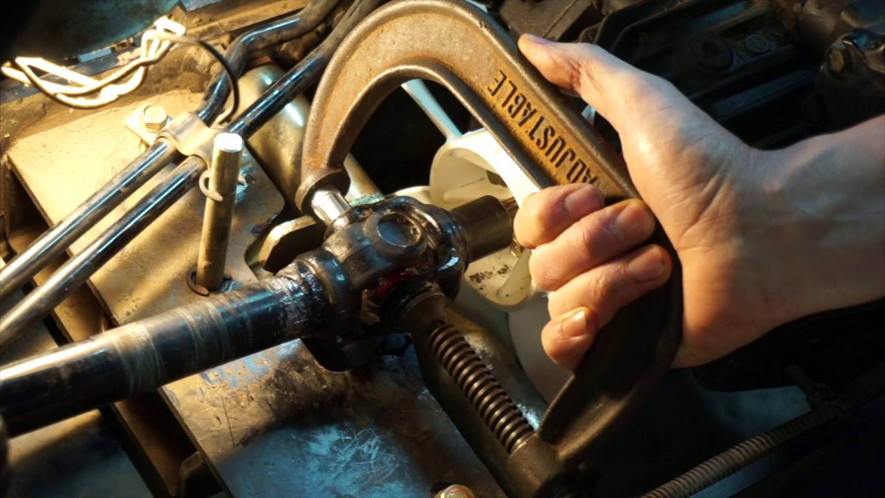 John Deere 2210 Repair