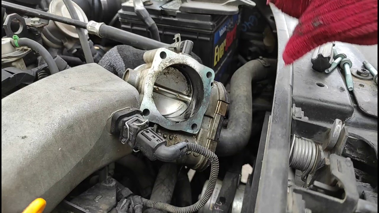 Como limpiar el cuerpo de aceleracion en audi tt mk1 (throttle body)