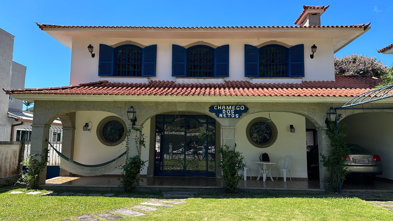 CA0605 | Casa de época a venda no Comary com 4 quartos sendo 2 suítes e lazer privativo