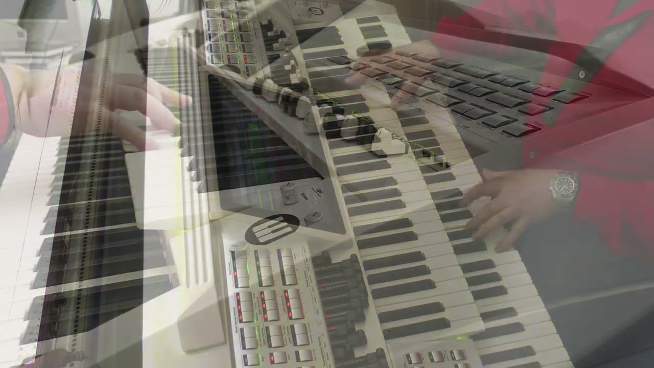 Edgar Weissenfels plays Wersi-Sonic. 