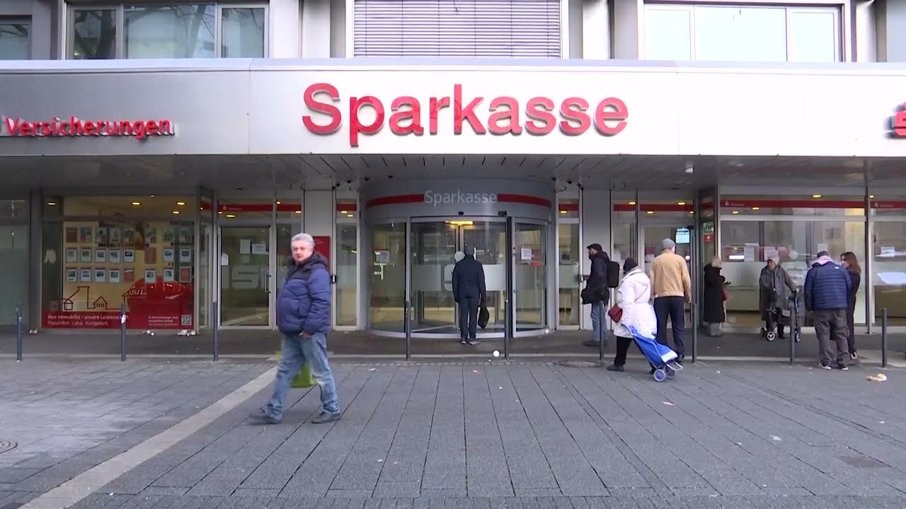 German bank heist victim says she first learned of robbery on TV | REUTERS