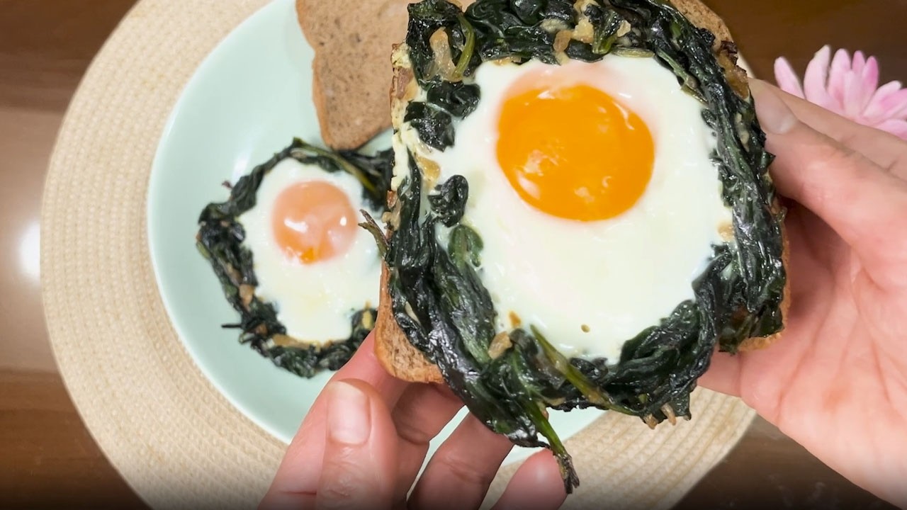 Easy Spinach and Eggs Recipe | Perfect Morning Meal