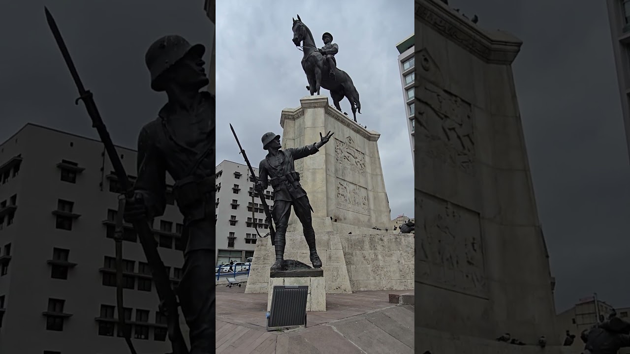 Ankara Ulus Meydanı Atat&uuml;rk Heykeli