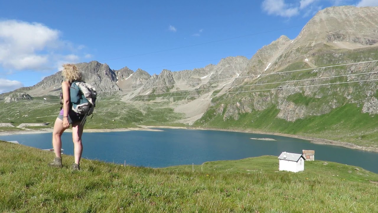 val formazza: traversata alpe ghighel lago castel - valgeis