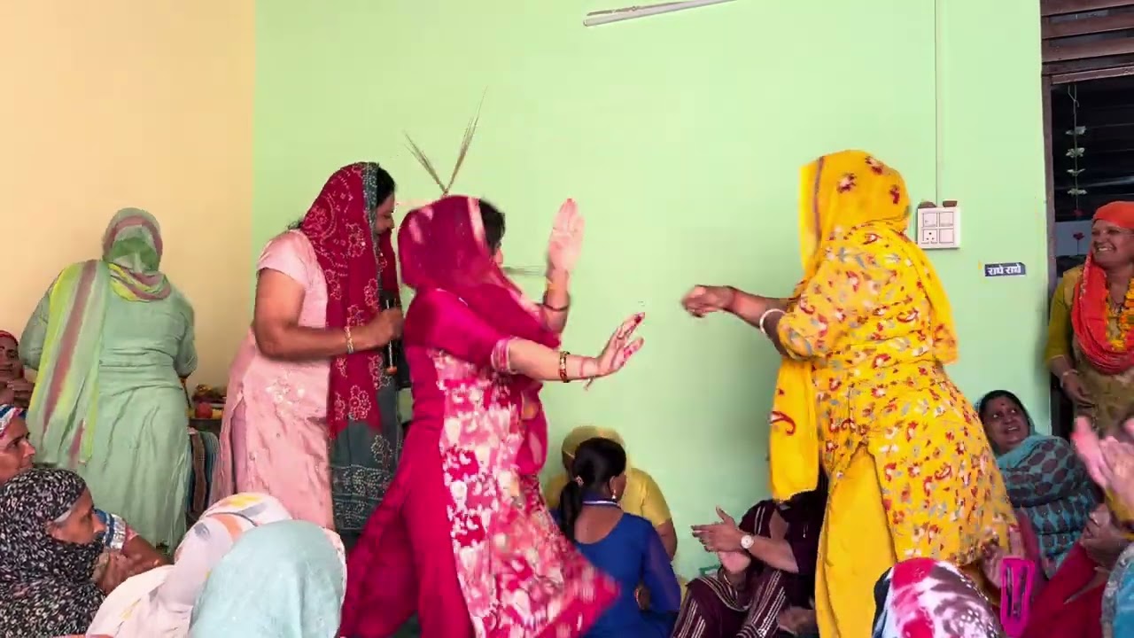 डर लग्या डर लाग्य मेरी माता #dance #haryanvibhajan #sabscribe 