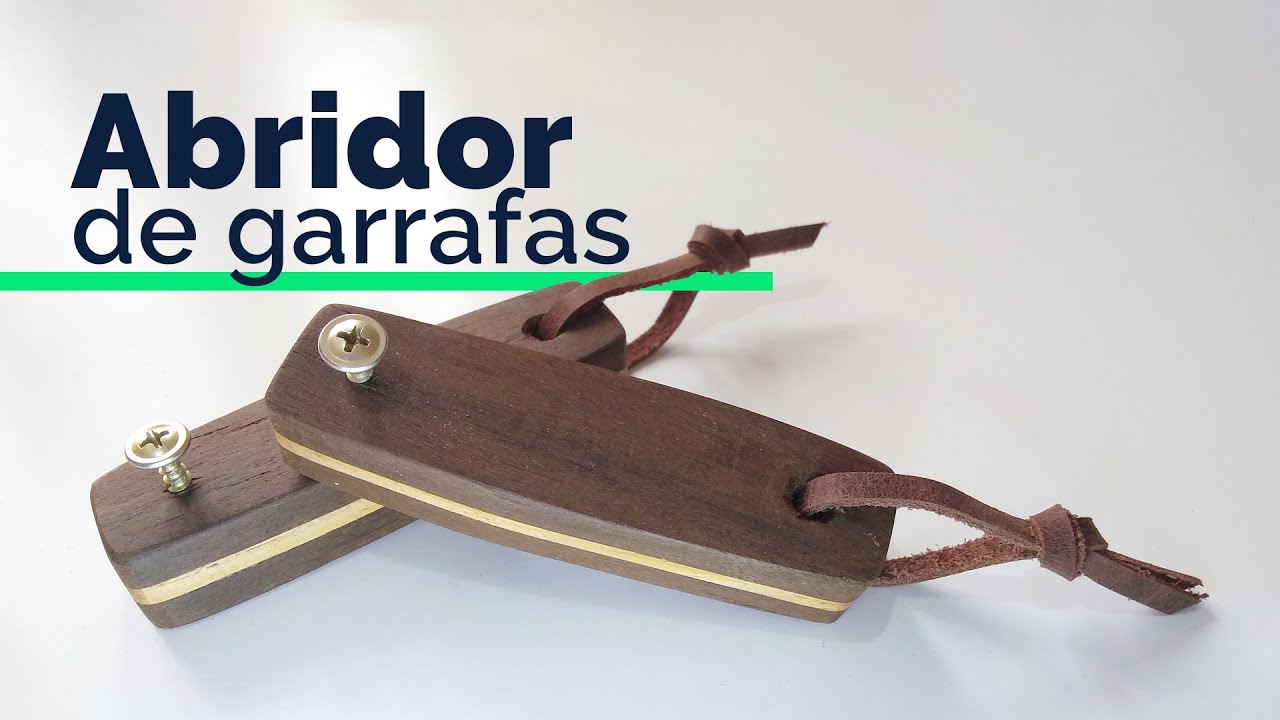Abridor de garrafas de madeira