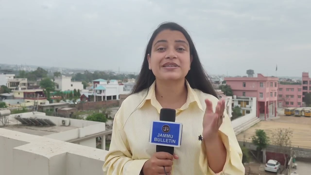 Mobile phone zada use karne se mahilaon main fail rehi yeh bIm@ri..!!