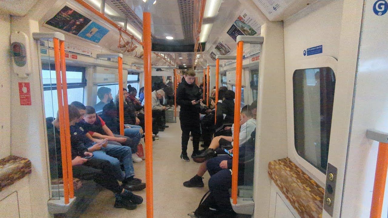 London Overground full journey Stratford to Richmond 04/10/2022