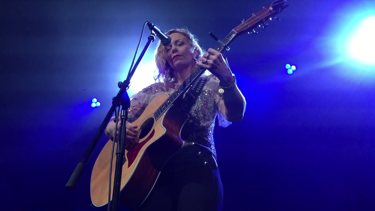 Anneke Van Giersbergen - Saturnine - Imperial Bell, Quebec, CA