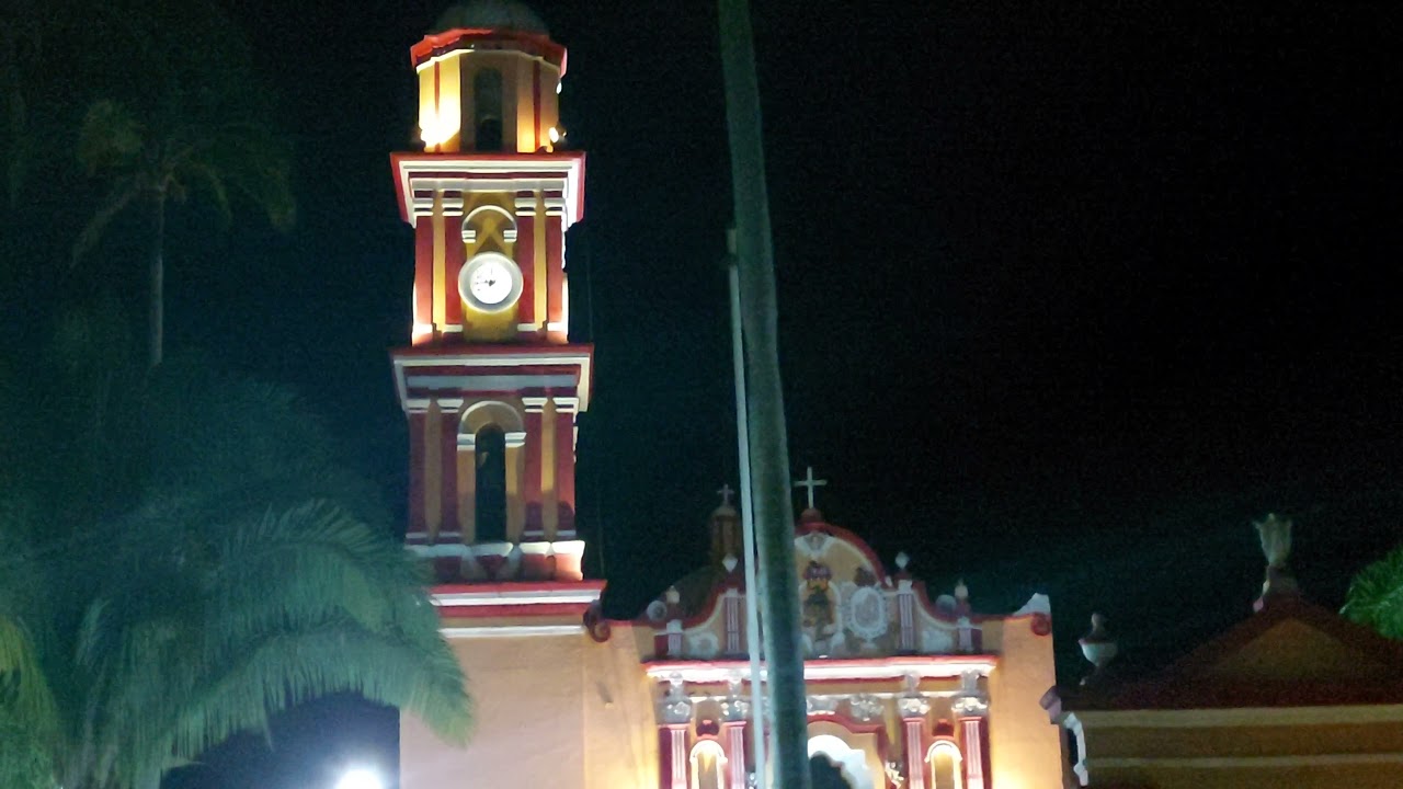 Melodía del reloj de la parroquia de los Santos Reyes a las 9:00 Pm.