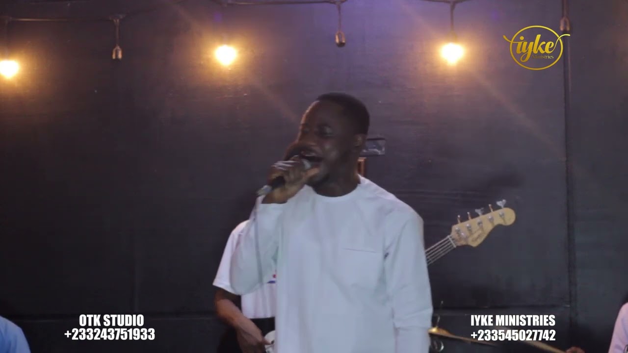 Minister_Iyke_Moment_Of_Worship_with Eunice Koomson @ word and worship