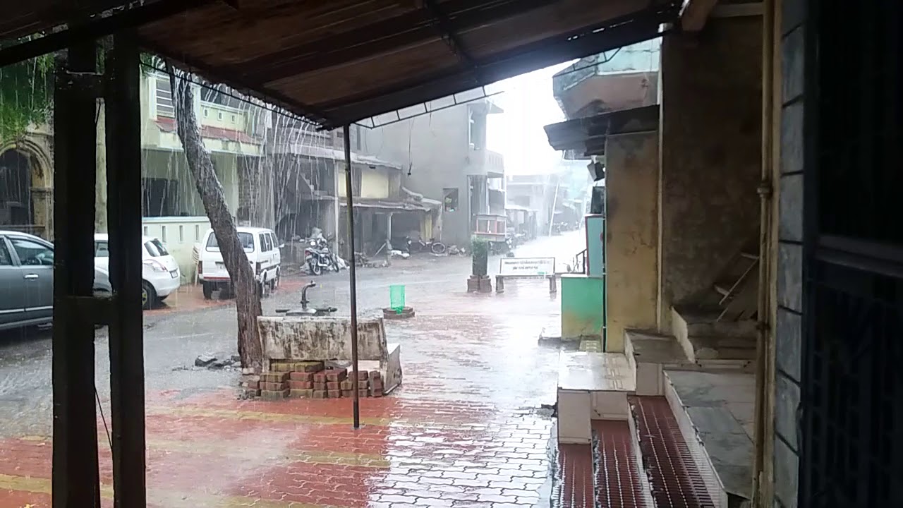 Melody  sound of rainy day at Valod Dist TAPI  1 June 2020