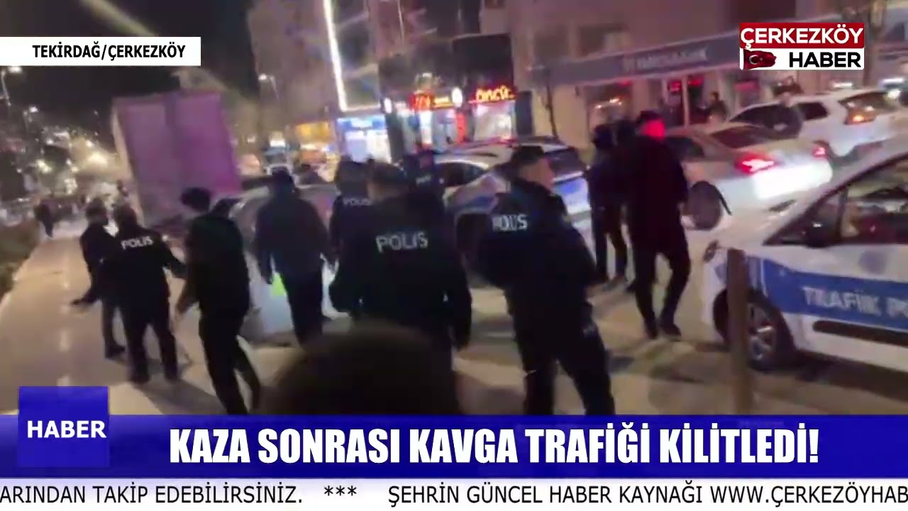 Kaza sonrası kavga trafiği kitledi